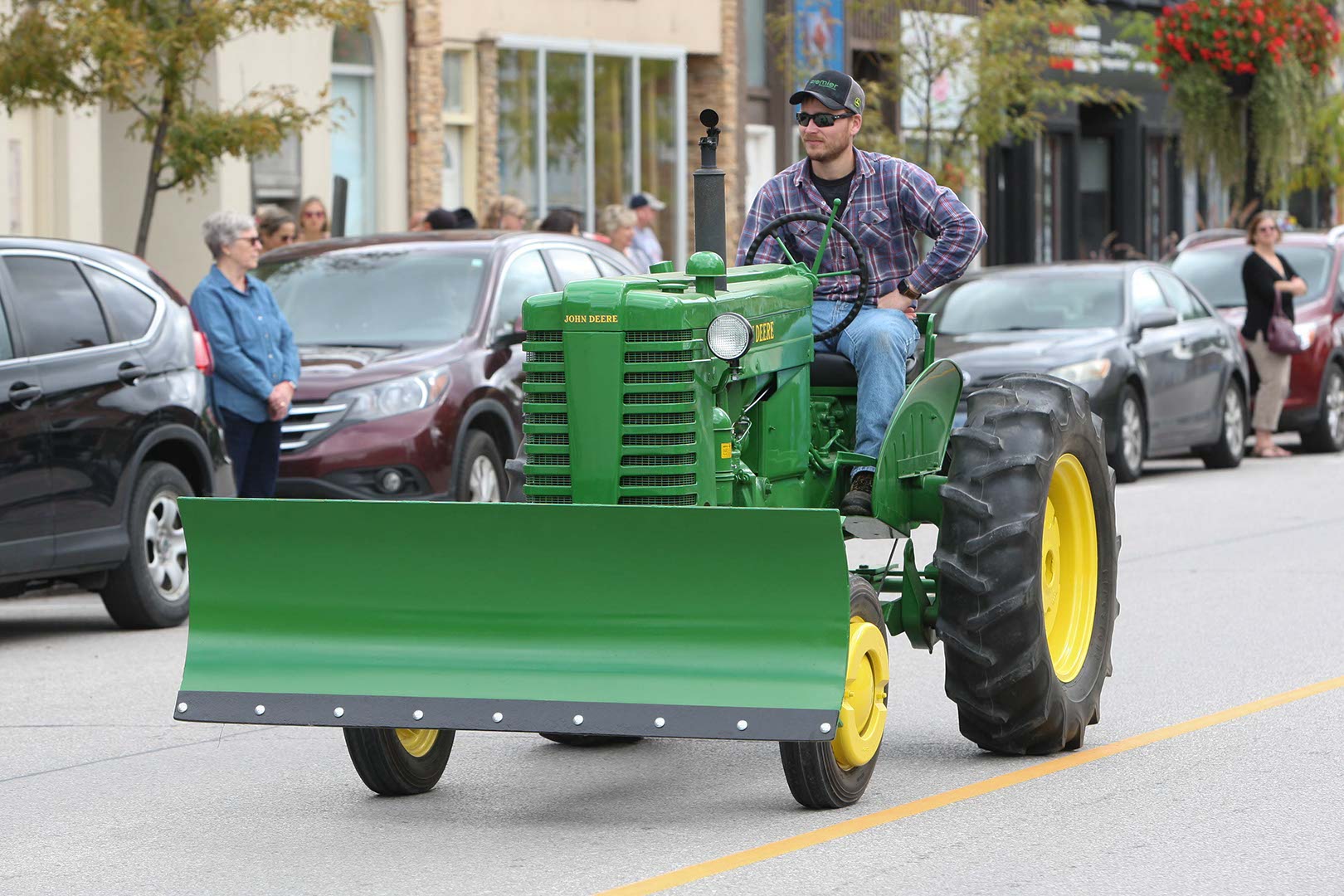 Tractor in parade at Beeton Fair